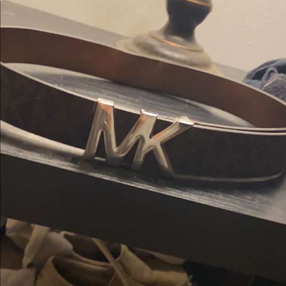 I honestly need some money for gifts for my dad - Picture 1 of 2